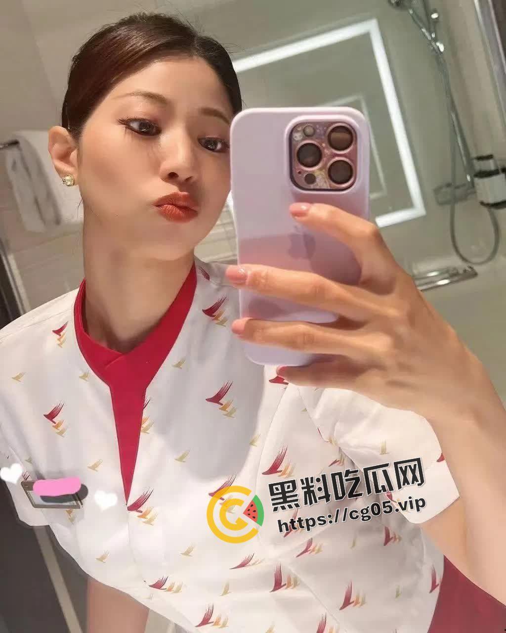 国泰空姐！提供特殊接机服务被前男友曝光 这就是上层人士的恶趣味吗  第2张