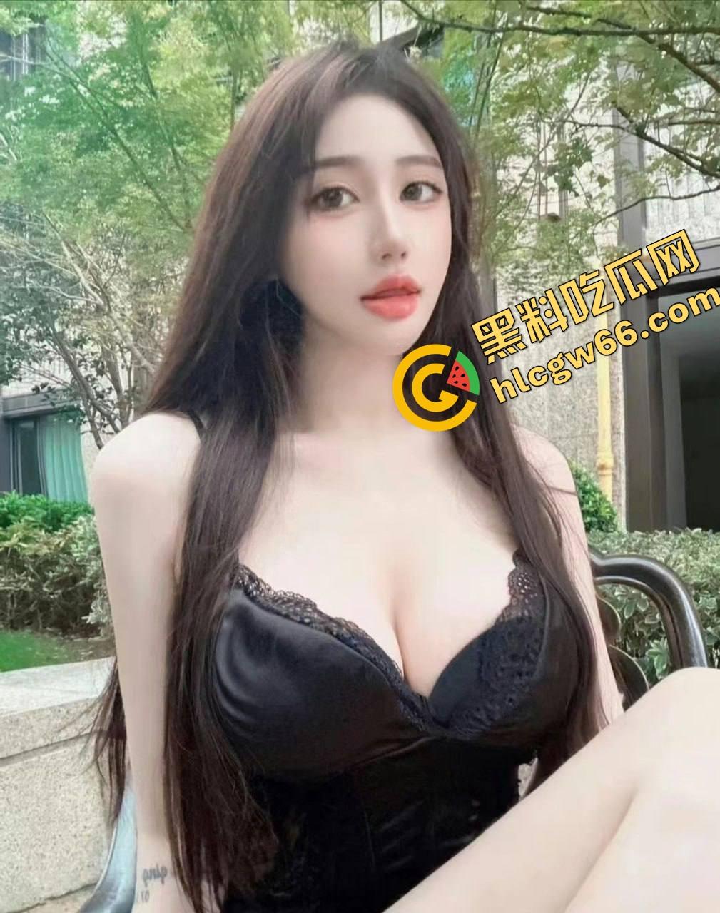 她的逼不是洞，是吞噬的深渊，河北『亦伊』肉穴不挑器具、全都能吞可乐瓶、旺仔牛奶通通吸进去！  第2张