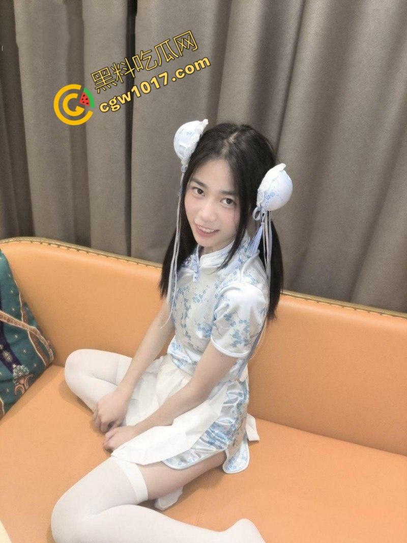 上海极品舞蹈生【杨萧颜】难以抵抗金钱诱惑，堕落为金主性奴，胯下侍奉爆筋肉棒，口技十分了得！  第8张