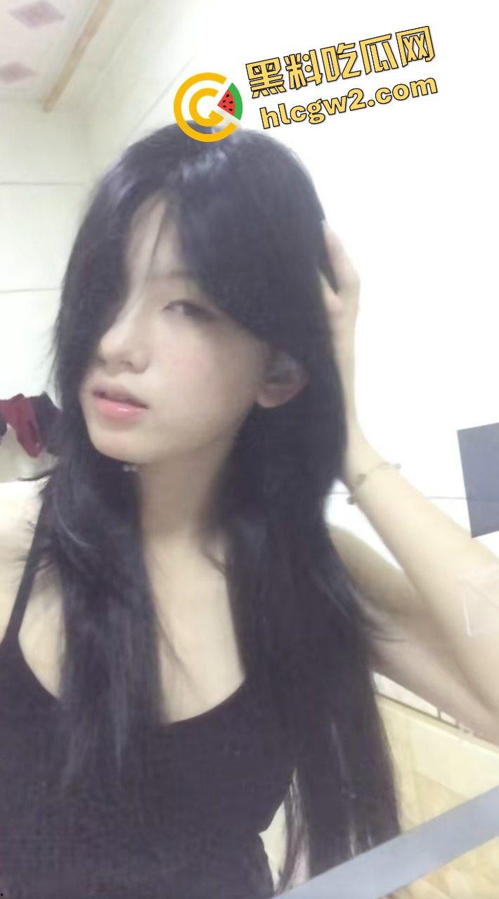 抖音氛围感骚贱女神反差网红『在干嘛』被曝与黑龙江大哥 酒店上位吸蛋！独家曝光！  第4张