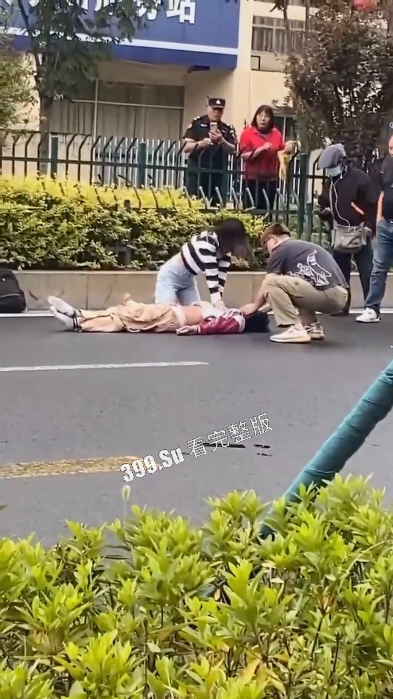 车祸现场  最近骑士们的运气可不太好，摩托车可遭老罪了 第6张