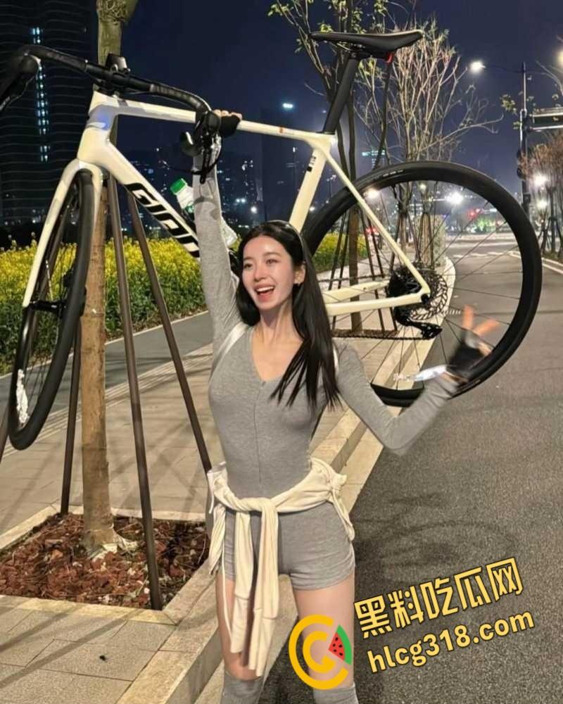 报名骑行团抽签随机合租，女骑行主动发骚诱惑小哥，激情无套后入，骑行圈乱到随机分配炮友了吗 ? ！  第4张