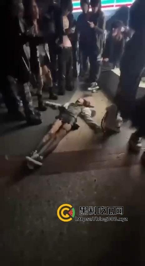 广州TRAP视觉OD音乐节大瓜，小妹嗑药嗨过头把自己嗨死，闺蜜摸胸扯丝袟还玩飞人，OD群体直接嗨进棺材！  第10张