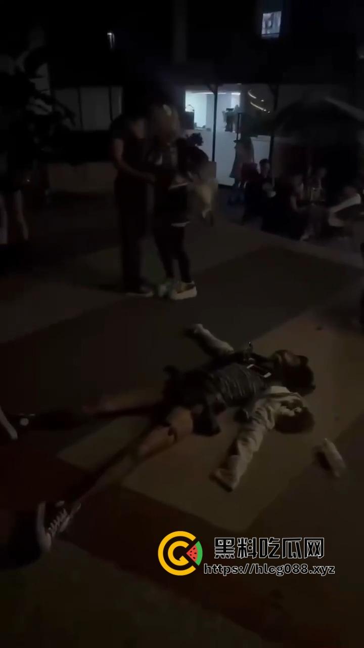 广州TRAP视觉OD音乐节大瓜，小妹嗑药嗨过头把自己嗨死，闺蜜摸胸扯丝袟还玩飞人，OD群体直接嗨进棺材！  第11张