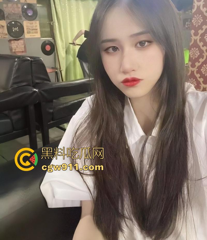 江西工商学院反差女大【朱慧铭】私密视频曝光，极品身材丰满巨乳，男友无套爆操颜射收尾，反差感十足！  第5张