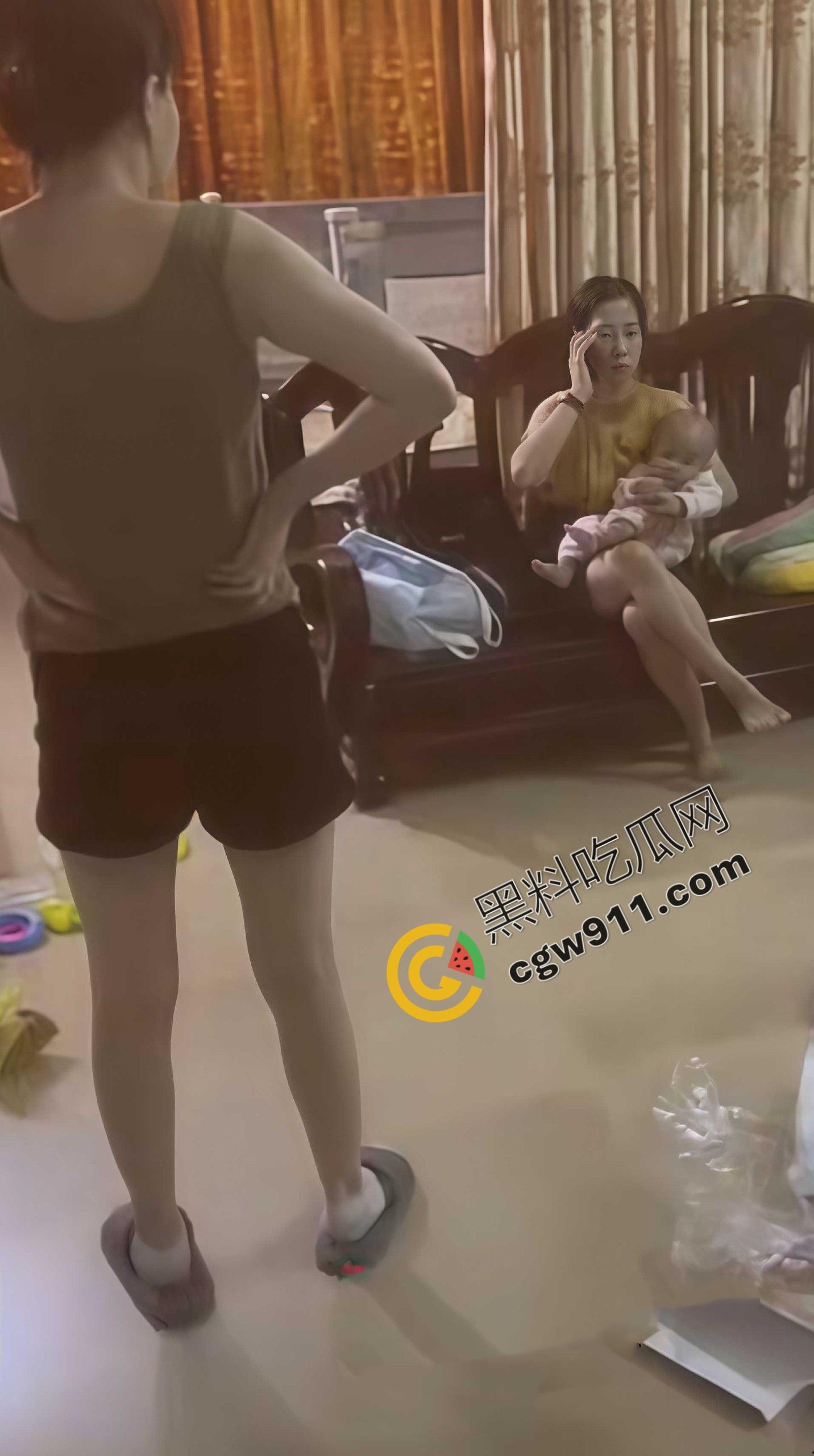 广东普宁惊爆绿帽丑闻：丈夫公开播放妻子出轨证据！三孩皆非亲生，妻家门庭若市，宗祠前成大戏场！  第8张