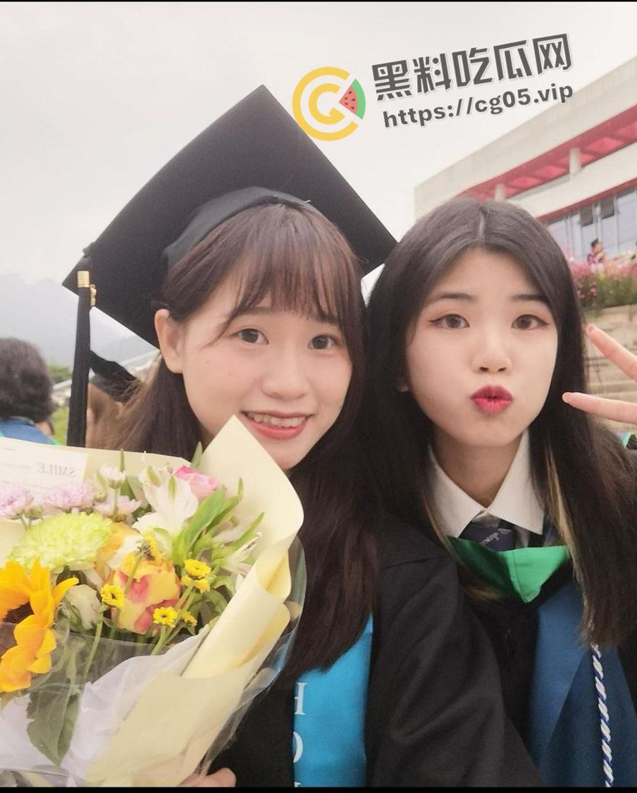 温州肯恩大学母狗【萧又齐】温州知名公交车 毕业季用身体报答男同学 喜欢多p 被调教 当老师面做任务 视频被流出  第1张