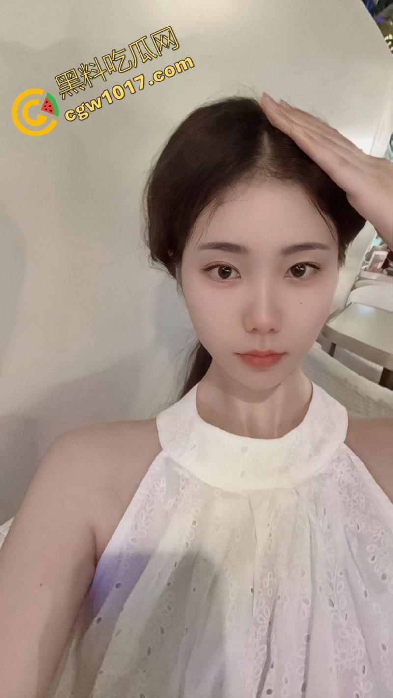 四川成都新婚人妻【杨琴】背着丈夫疯狂约炮!清纯外表下的骚乱,床上的火辣氛围让众多雄性欲罢不能 第1张 四川成都新婚人妻【杨琴】背着丈夫疯狂约炮!清纯外表下的骚乱,床上的火辣氛围让众多雄性欲罢不能 第1张