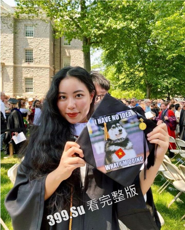 黑鬼约炮大神  OF黄播 #thecOsmOnaut 晒图拿下韩国21岁金融系留学生 一步到胃 顶的巨乳媚黑婊青筋暴起失去理智 第1张