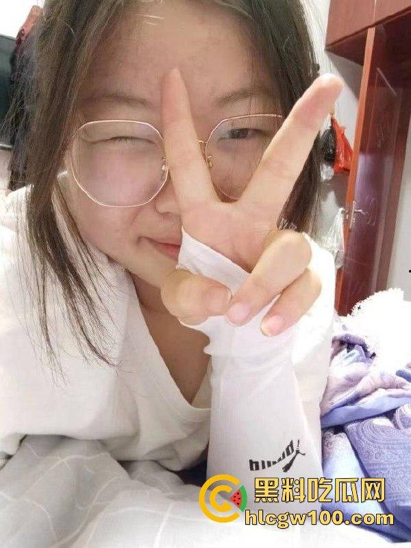 山东职业学校高三学生【李冰冰】调教视频曝光，勾搭网友被调教成乖巧小母狗。  第9张