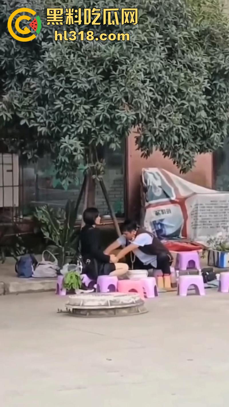 江湖大师摸奶算命，反手再掏女客户裤裆摸逼，这傻娘们还真信，难怪缅北能骗这么多人呢！  第4张