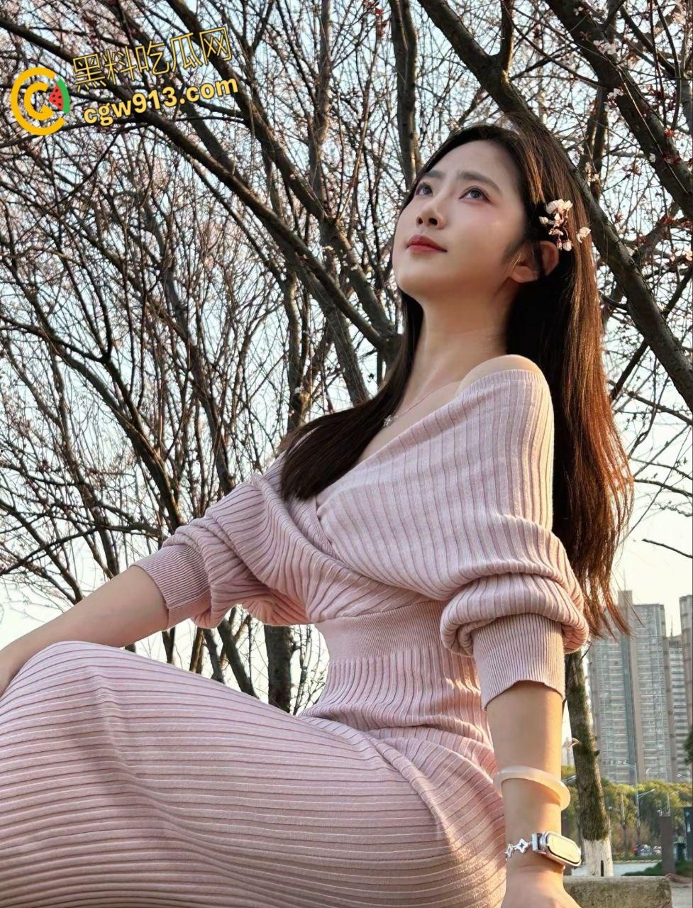 山东理工大学高颜值御姐【郑悦】,恋爱期间出轨偷情,被体育生大屌后入折服,还被炮友发小视频给男友! 第2张 山东理工大学高颜值御姐【郑悦】,恋爱期间出轨偷情,被体育生大屌后入折服,还被炮友发小视频给男友! 第2张