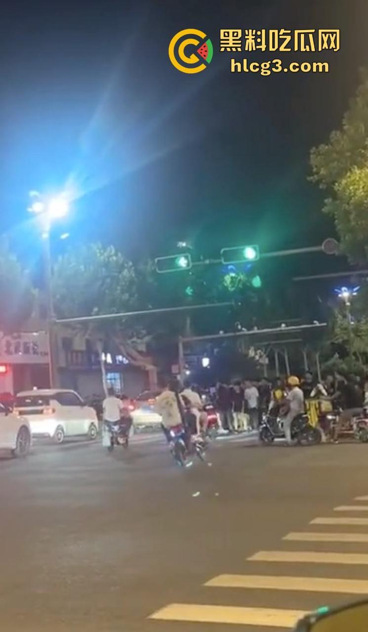 "我还是喜欢你桀骜不驯的样子" 山东德州鬼火少年PK帽子叔叔！  第1张