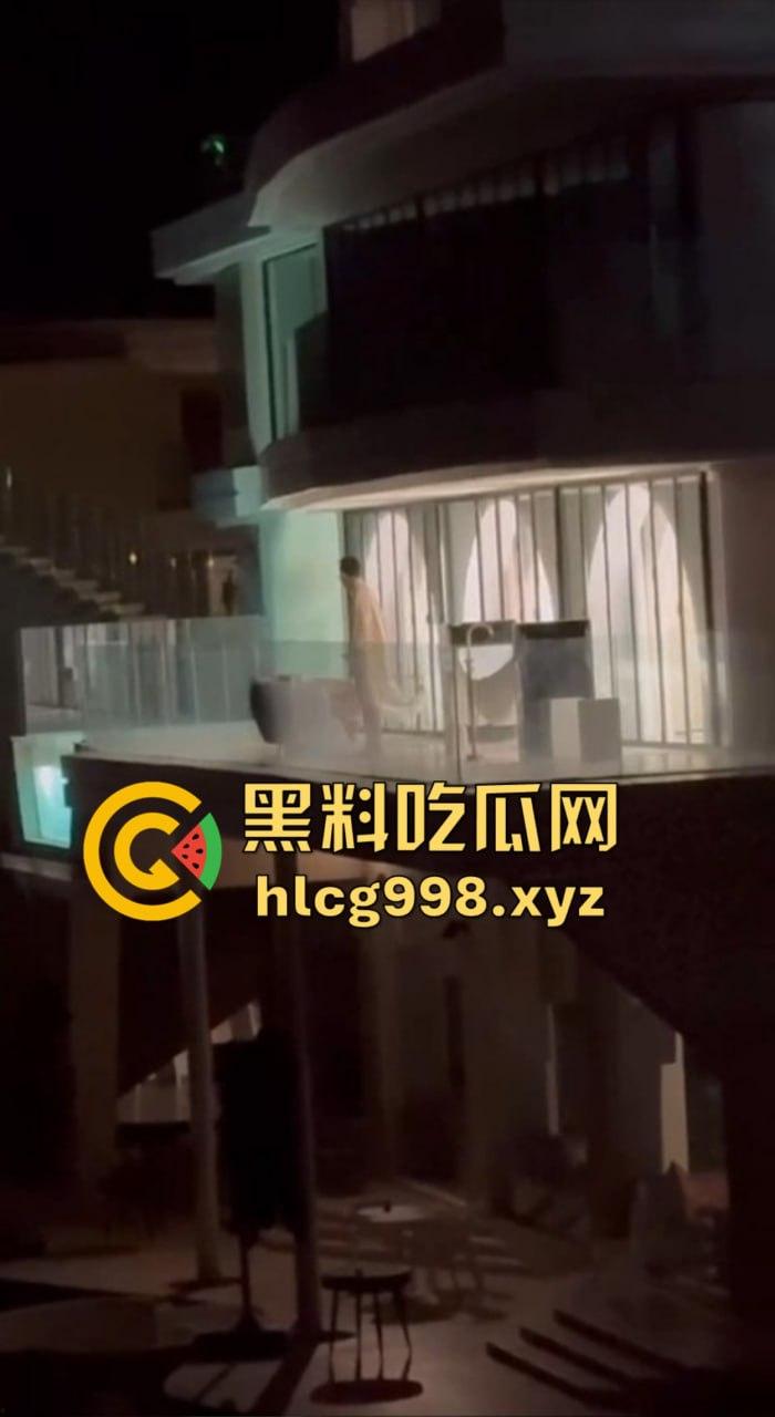 露天阳台大战直播翻车！富豪哥撸了半天没搞定，最后女方靠嘴收场，小姐姐全程无语拍摄！  第13张