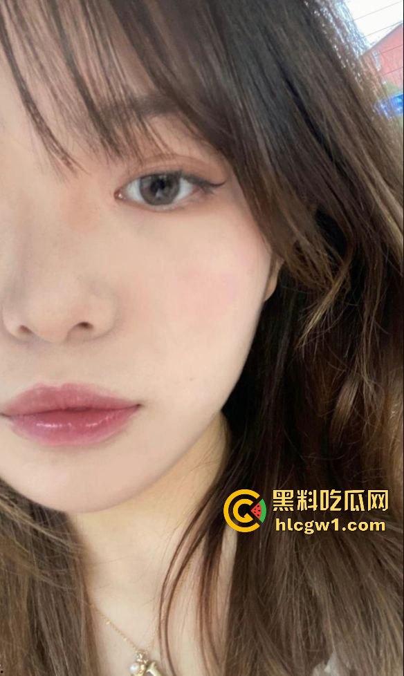 陌陌约的骚鸡真会玩！瓜友邀好兄弟双龙戏水，远程指导教调教，看得兄弟急的前列腺都要憋坏了！  第7张