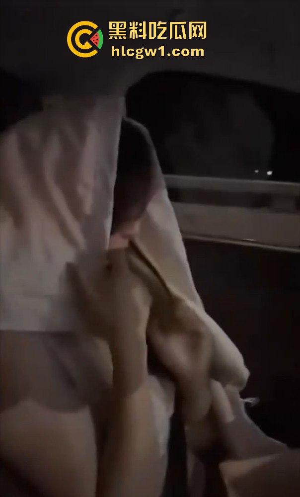 河南渣男爆女友『秦田薇』私密云盘！分手后性爱视频流出，各种爆肏喝尿叫爸爸尺度拉满！尺度炸翻国产区！  第2张