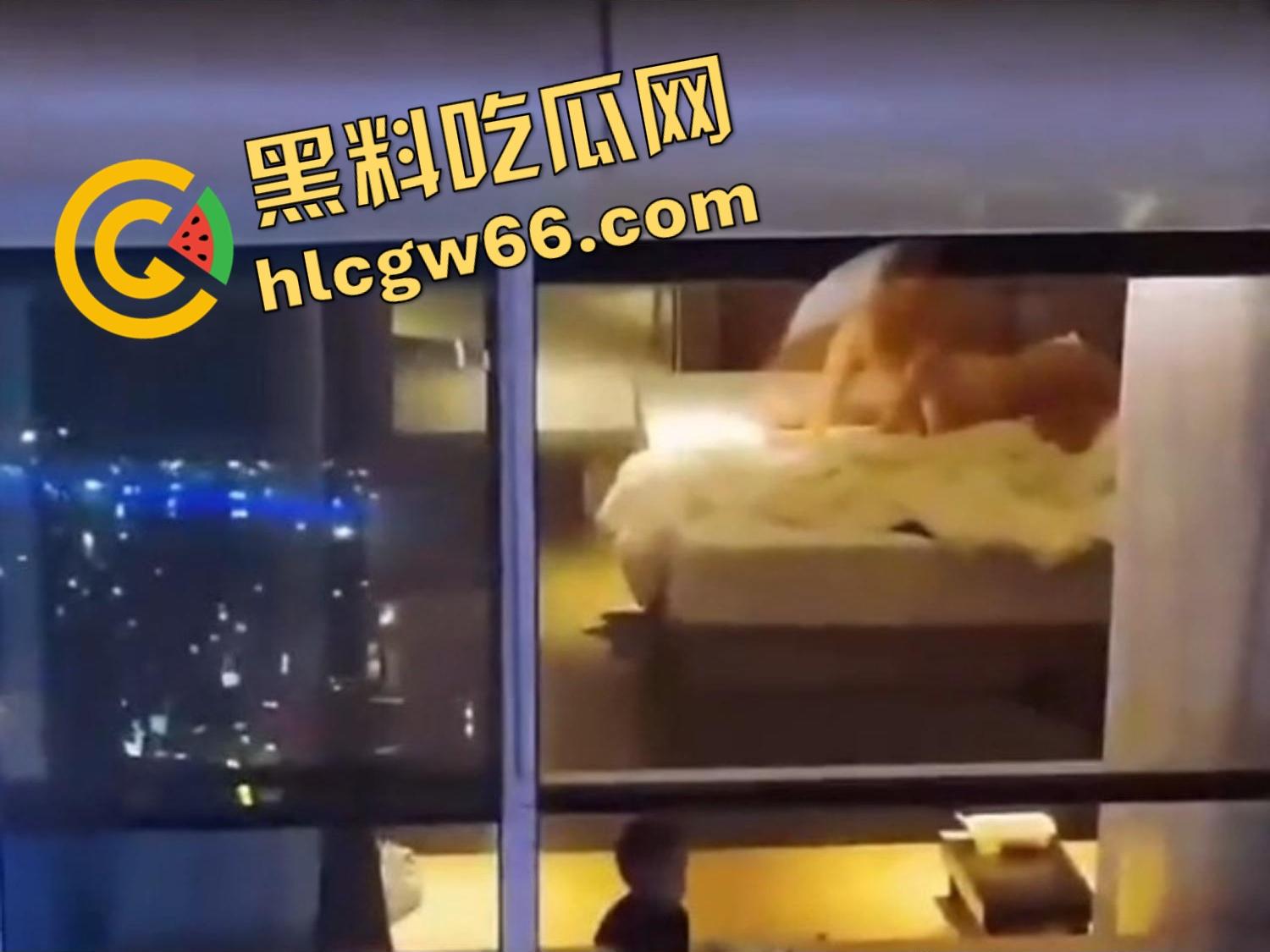 窗帘不拉当全楼观众是瞎的？桔子酒店骚女嗓子叫破音男主猛操如牛，小学生围窗看懵，老六无人机空投全网！  第3张