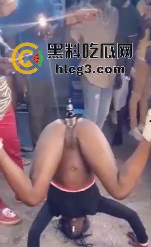 斯达黎加黑妹『 CARLOS』国庆日聚会现场 当众脱光表演阴道插啤酒瓶热舞  第5张