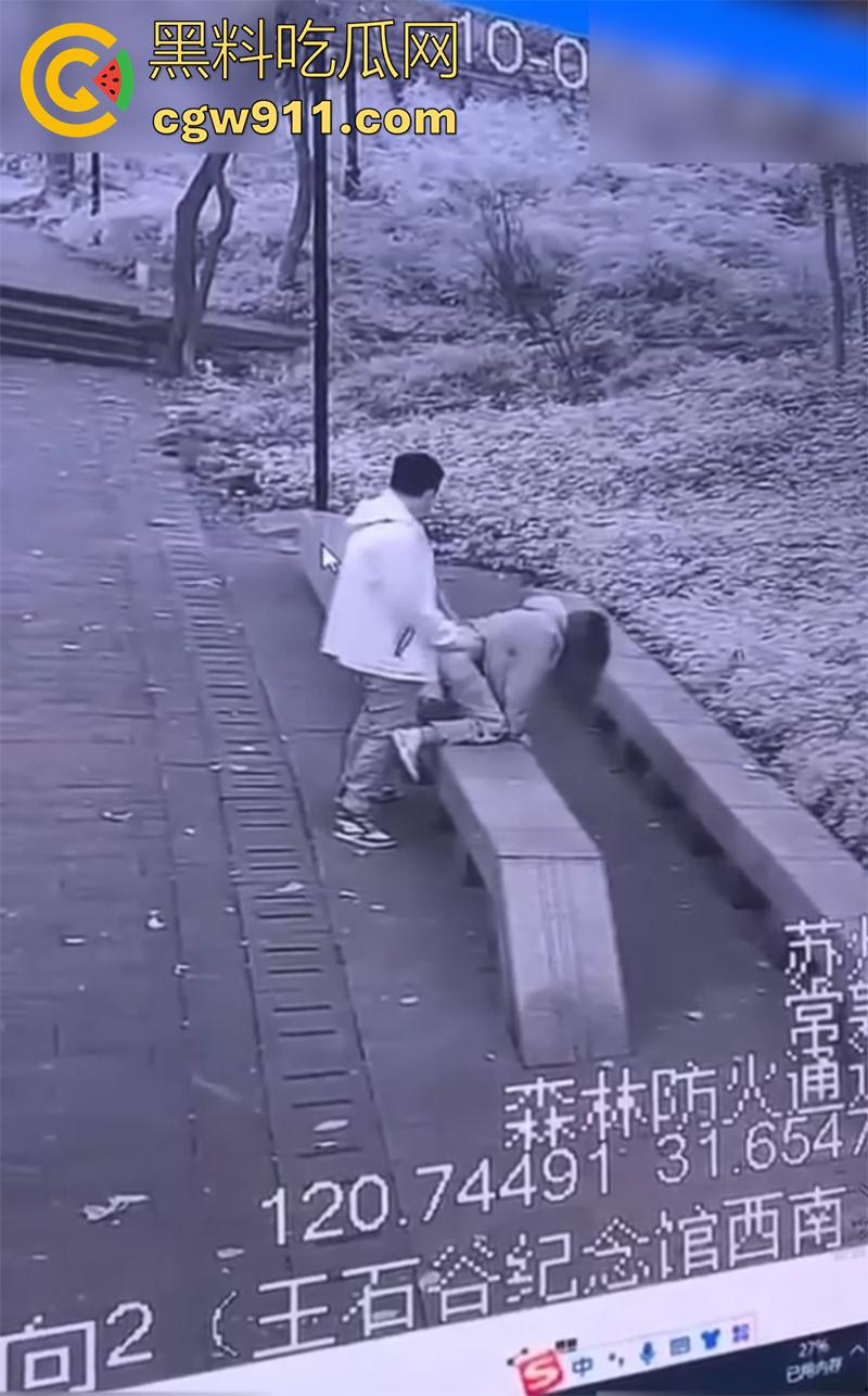 户外野战竟被森林监控拍下，常熟虞山森林防火指挥中心，大屏上演活春宫，这偷情真会找地方啊！  第7张