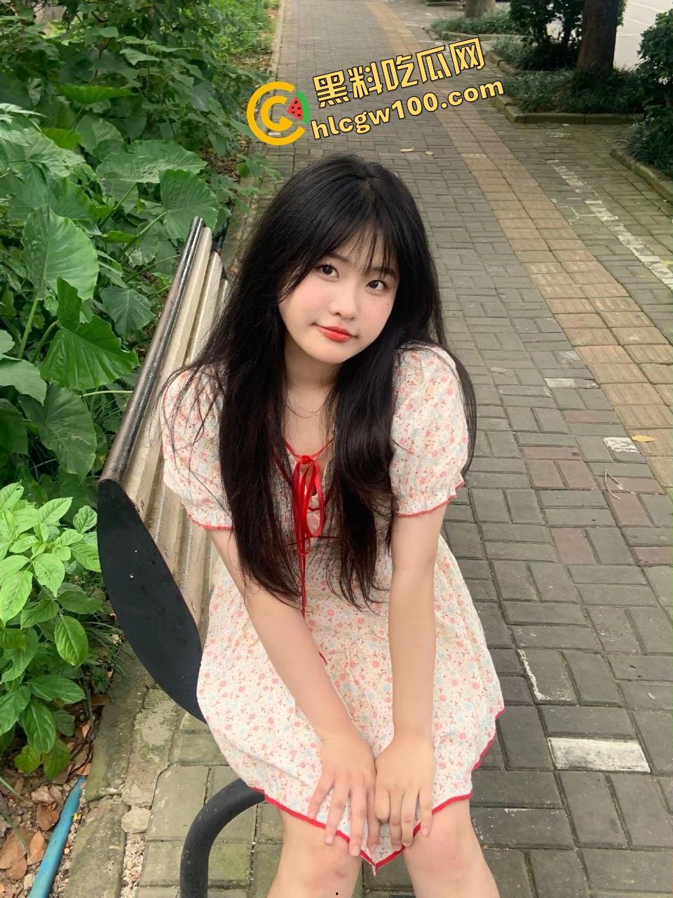 石家庄邮电职业极品微胖反差骚婊【肖绘彤】发骚露奶私拍泄密，大哥SM肛塞后怼肥臀！独家曝光流出！  第1张