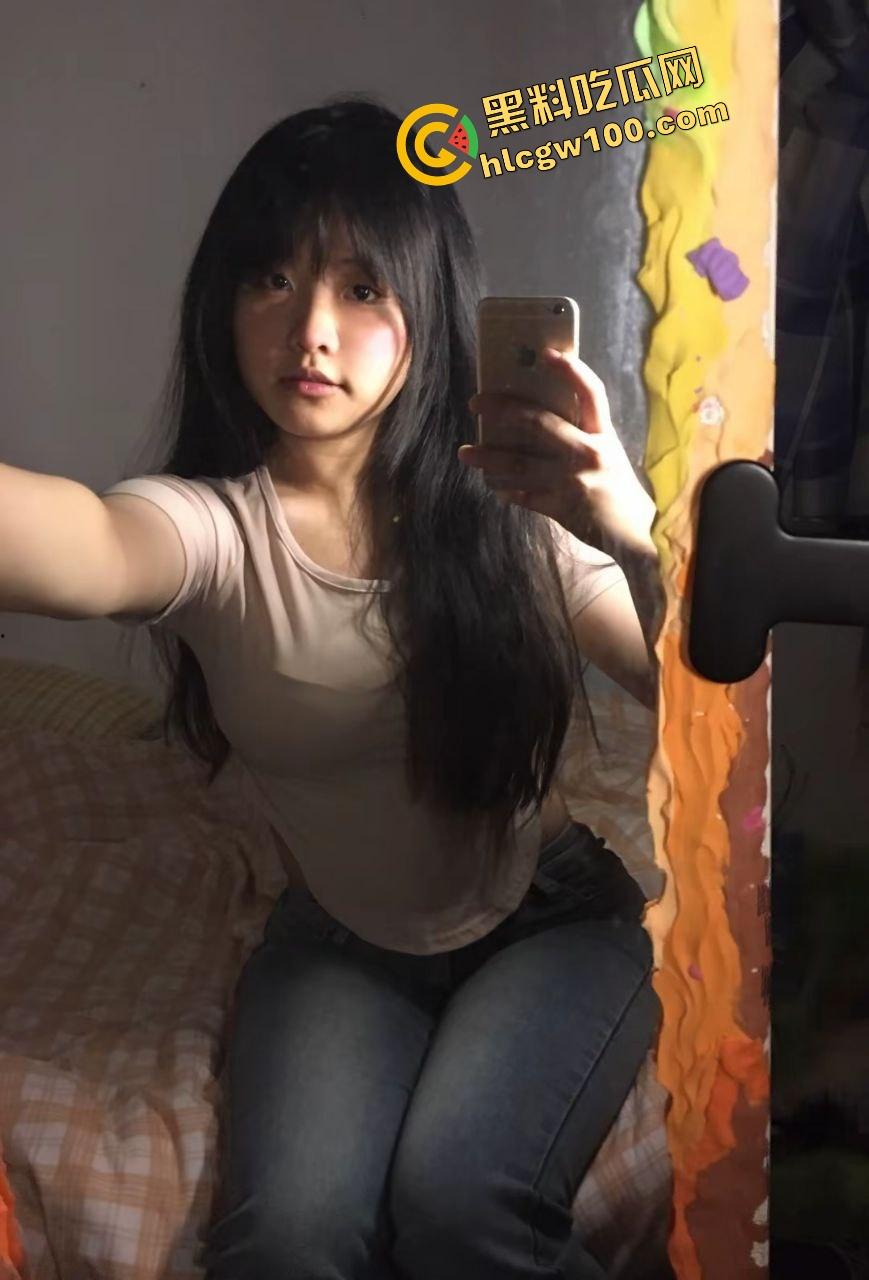 石家庄邮电职业极品微胖反差骚婊【肖绘彤】发骚露奶私拍泄密，大哥SM肛塞后怼肥臀！独家曝光流出！  第2张