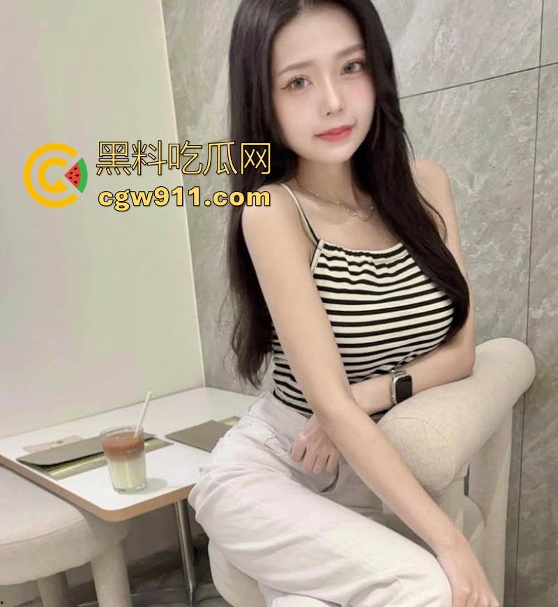 大神约炮极品女神【包子】性爱视频流出，蜂腰翘臀勾魂摄魄，乳浪翻涌如海啸，高潮时弓腰痉挛，令人血脉喷张！  第3张