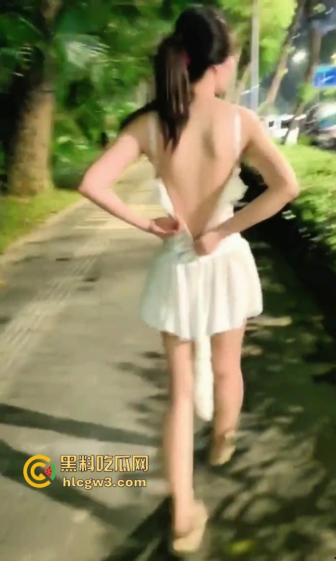 深圳『疯批美人』反差少女曝光 金主爸爸上手直接把骚货调教成母狗 露出游戏花样百出 金主的钱真是花得值! 第8张 深圳『疯批美人』反差少女曝光 金主爸爸上手直接把骚货调教成母狗 露出游戏花样百出 金主的钱真是花得值! 第8张