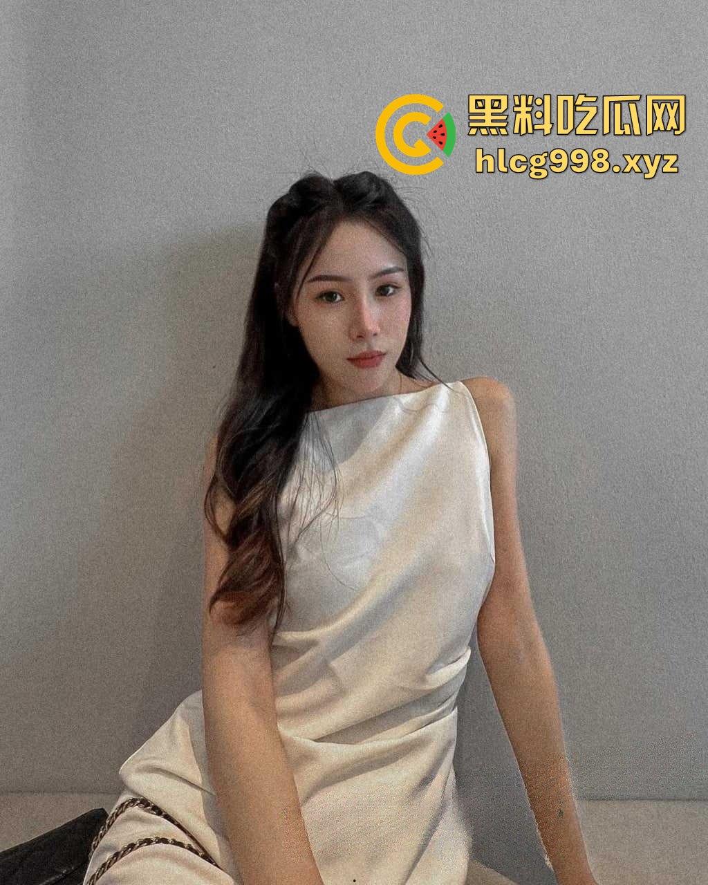 美女模特[黄莎莎]遭遇工作诈骗！完美身材被一步步诱骗曝光，私密视频惨遭疯传！  第10张