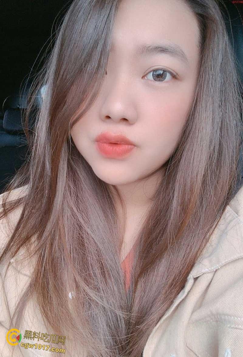 长沙母狗【孙资婷】，与表哥乱伦玩露脸调教，巨乳肥臀嫩鲍早熟，舔屌深喉被花式爆操，肥逼不流外人田啊！  第1张