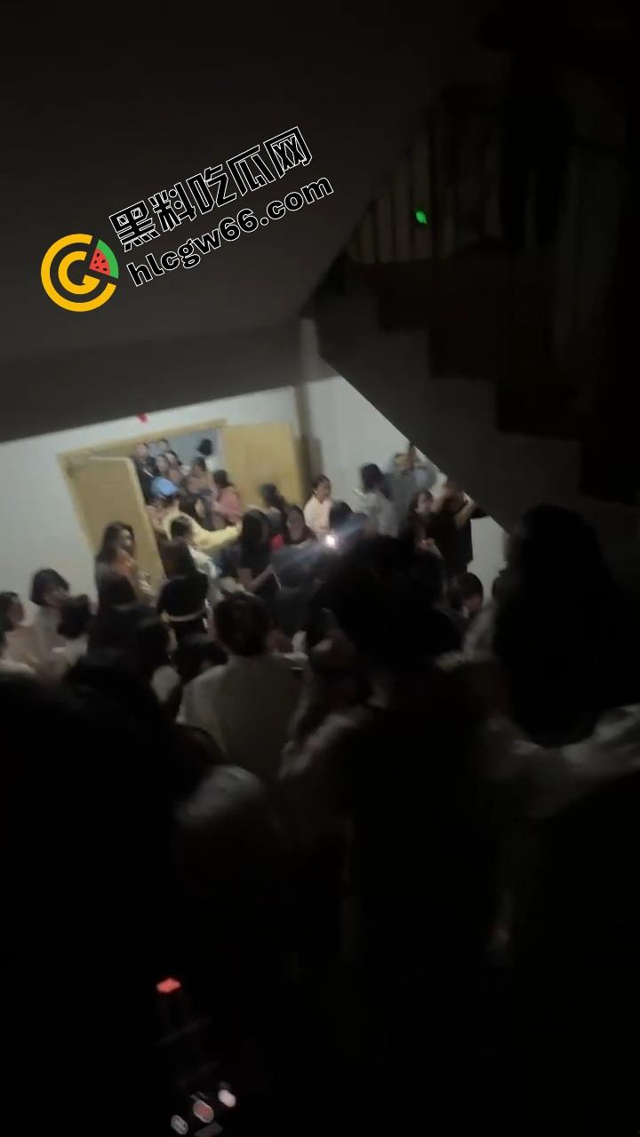 东湖副教授『林旺』顺带当床上导师？妻子实名举报湖南高校教师出轨女学生，学校火速成立调查组！  第21张