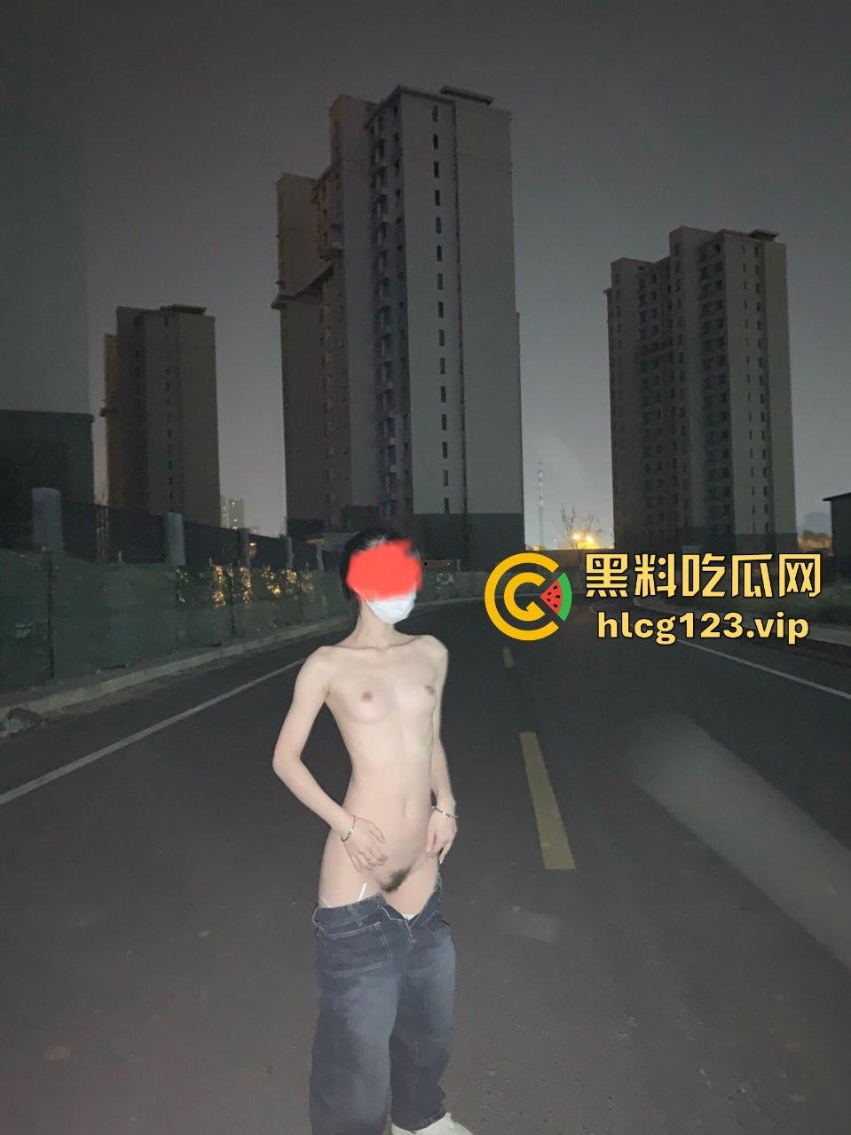 女大学生反差婊爆料！清纯校花撕下伪装，主动脱裤撅臀求后入，刷新你对乖乖女的认知！  第19张