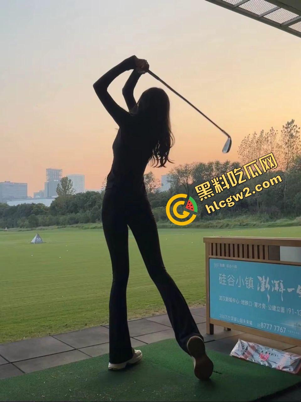 抖音大长腿御姐反差网红『清梦』火辣身材白虎粉穴！家中抠逼惨遭外泄！独家曝光！  第6张