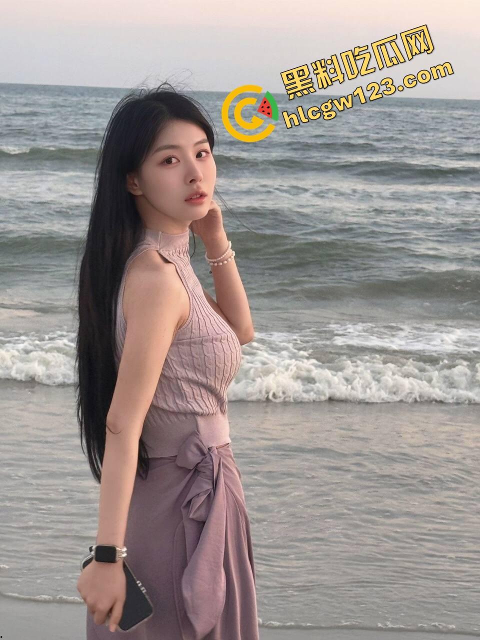 差点一炮断后，武汉39岁小区少妇吞云吐雾夹屌三连，老哥当场爆浆，回家跪床缓半小时！  第1张