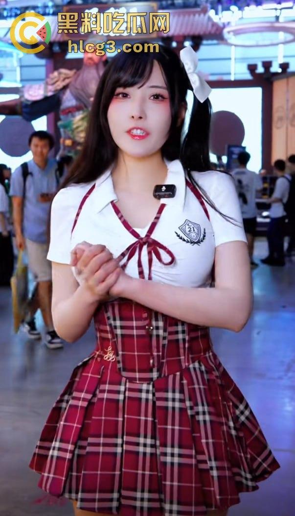 巨乳网红『糖果果candy』下海真相引发轰动:抖音48w粉丝,丝袜大长腿曾是网红金广发的神秘女搭! 第12张 巨乳网红『糖果果candy』下海真相引发轰动:抖音48w粉丝,丝袜大长腿曾是网红金广发的神秘女搭! 第12张