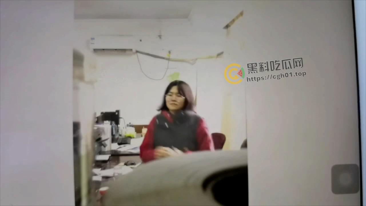 最毒妇人心！体制内毒妇担心同事怀孕加重自己工作 下毒谋害 实锤下毒监控视频流出  第2张