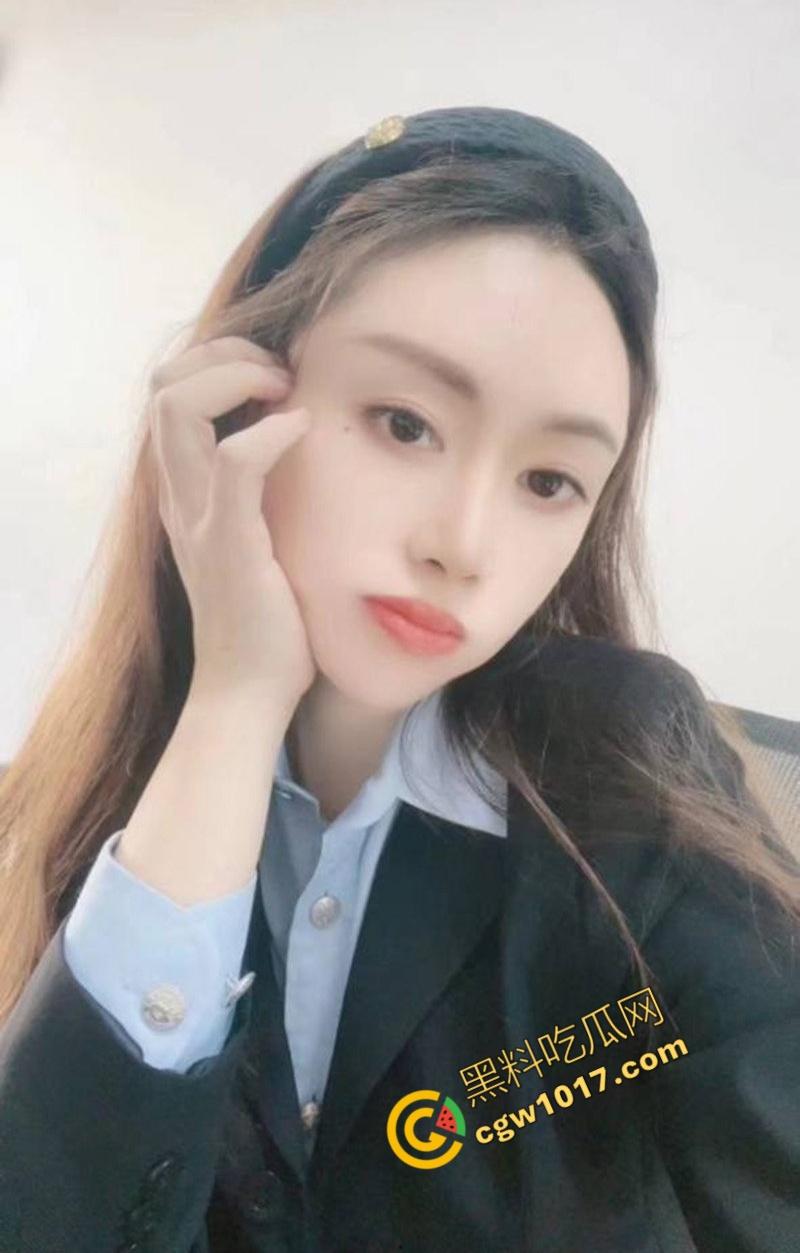 湘西美艳淫娃【宫佳怡】性爱大曝光：迷人巨乳、修长大长腿，深喉口交，猛烈抽插，淫叫连连，分分钟喷发！  第1张