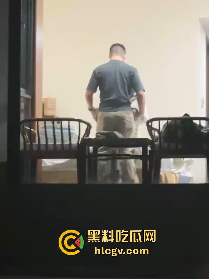 天津现代传媒职业学校马老师带学生写生写进酒店? 还故意不关窗帘，向学生炫耀？不料其他学生拍下发学校网！  第5张