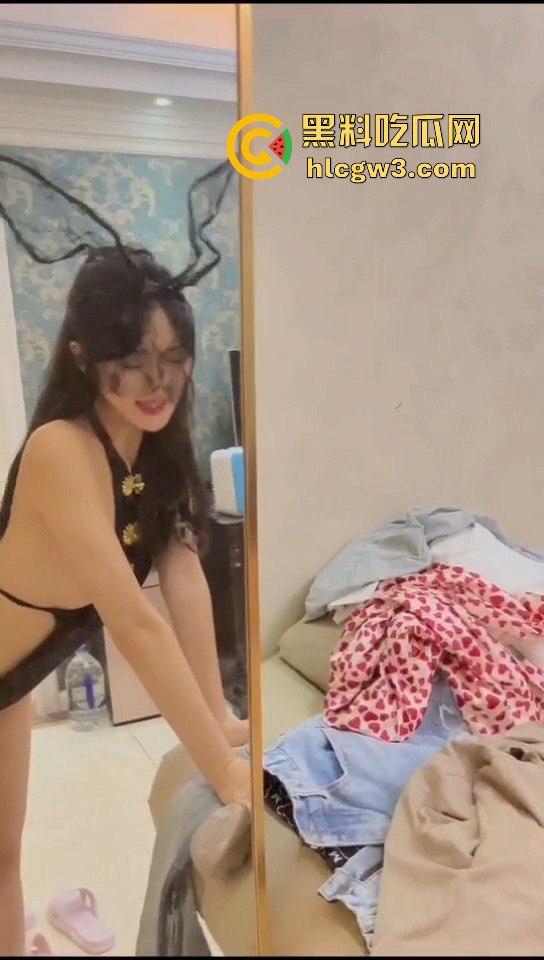 江苏网红脸骚母狗被猛攻！高颜值大胸白皮肤，金主爸爸后入猛操到崩溃，无套中出让沸羊羊心碎直掉泪！  第9张