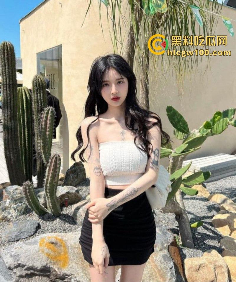 台湾人气网红【韩妮】不雅私密视频被人渣前男友泄露，外表高冷禁欲，背地里是个求操小母狗  第5张