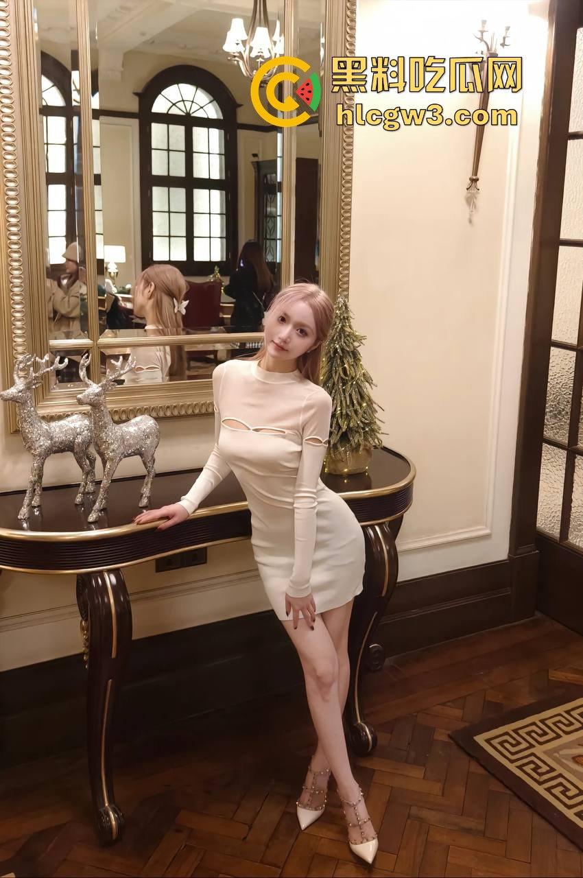 江苏网红脸骚母狗被猛攻！高颜值大胸白皮肤，金主爸爸后入猛操到崩溃，无套中出让沸羊羊心碎直掉泪！  第14张