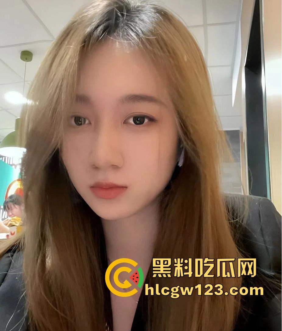 佛山顺德锐府地产女销冠【程圆】极品黑丝诱惑，精准勾引客户后进入，订单拿到手软，不愧是销冠！  第1张