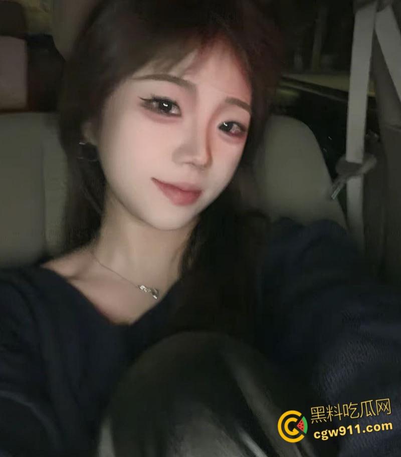 山东临沂颜值御姐【杜思涵】，初入社会失业空虚，被精神小伙趁虚而入，后入猛干口交内射，又一个堕落的小母狗 !  第4张