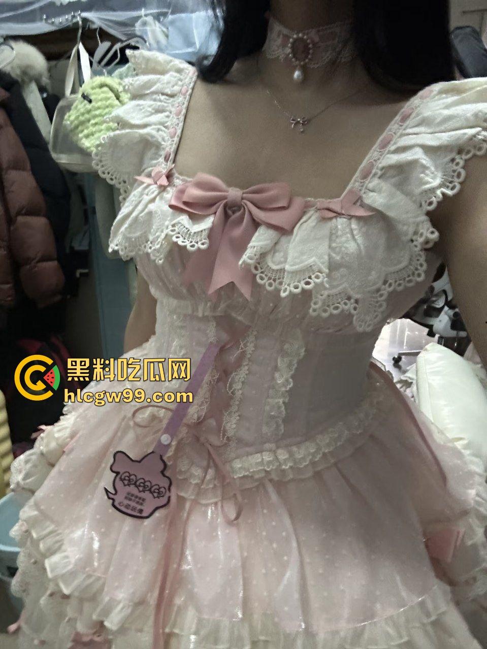 重庆化工职业洛丽塔骚鸡【黄娅】与体育生网友面基一顿饭就得吃，母狗模样口爆吃鸡吞精！独家流出！  第3张