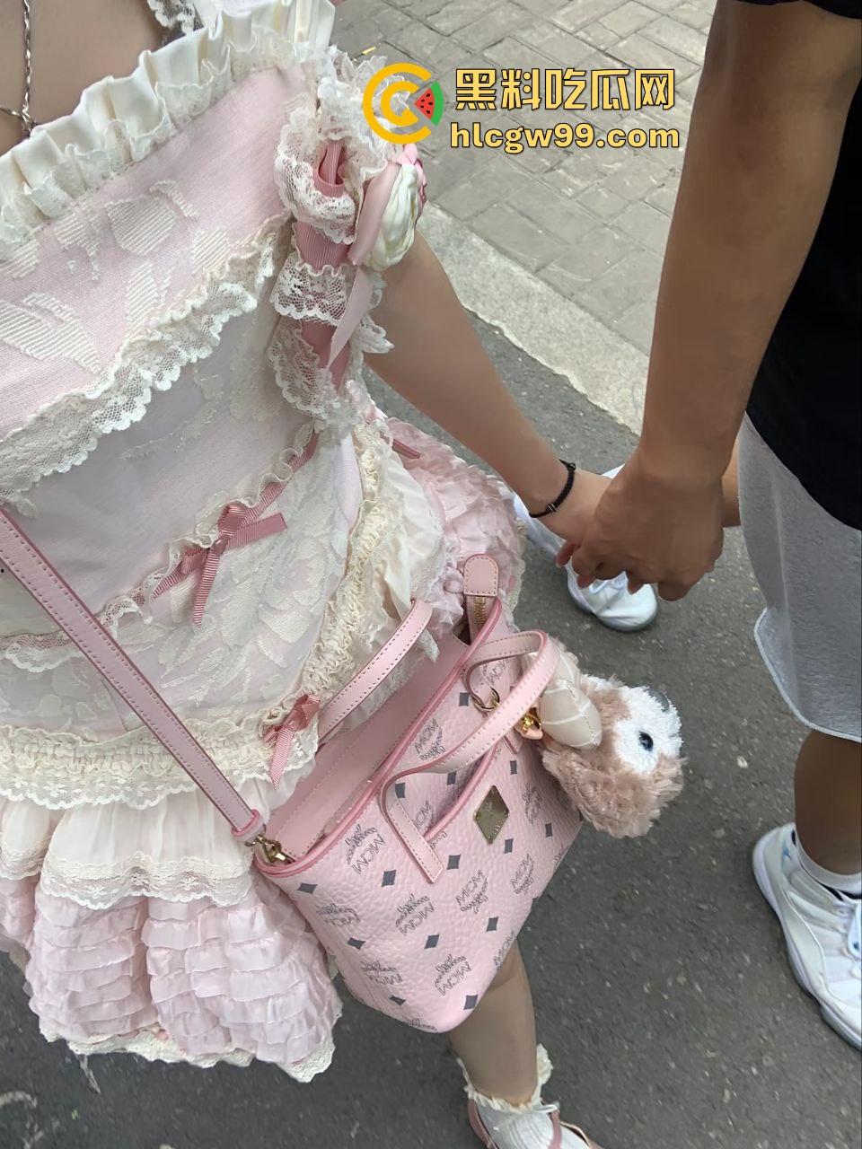 重庆化工职业洛丽塔骚鸡【黄娅】与体育生网友面基一顿饭就得吃，母狗模样口爆吃鸡吞精！独家流出！  第4张