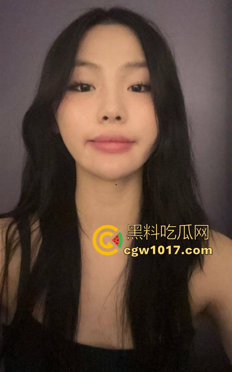 欧美女留【蔡盈盈】为赚生活费下海私拍自慰私拍,极品蜜桃臀诱惑撩人,鸡巴后入狂插骚逼,撸点高到爆炸! 第2张 欧美女留【蔡盈盈】为赚生活费下海私拍自慰私拍,极品蜜桃臀诱惑撩人,鸡巴后入狂插骚逼,撸点高到爆炸! 第2张