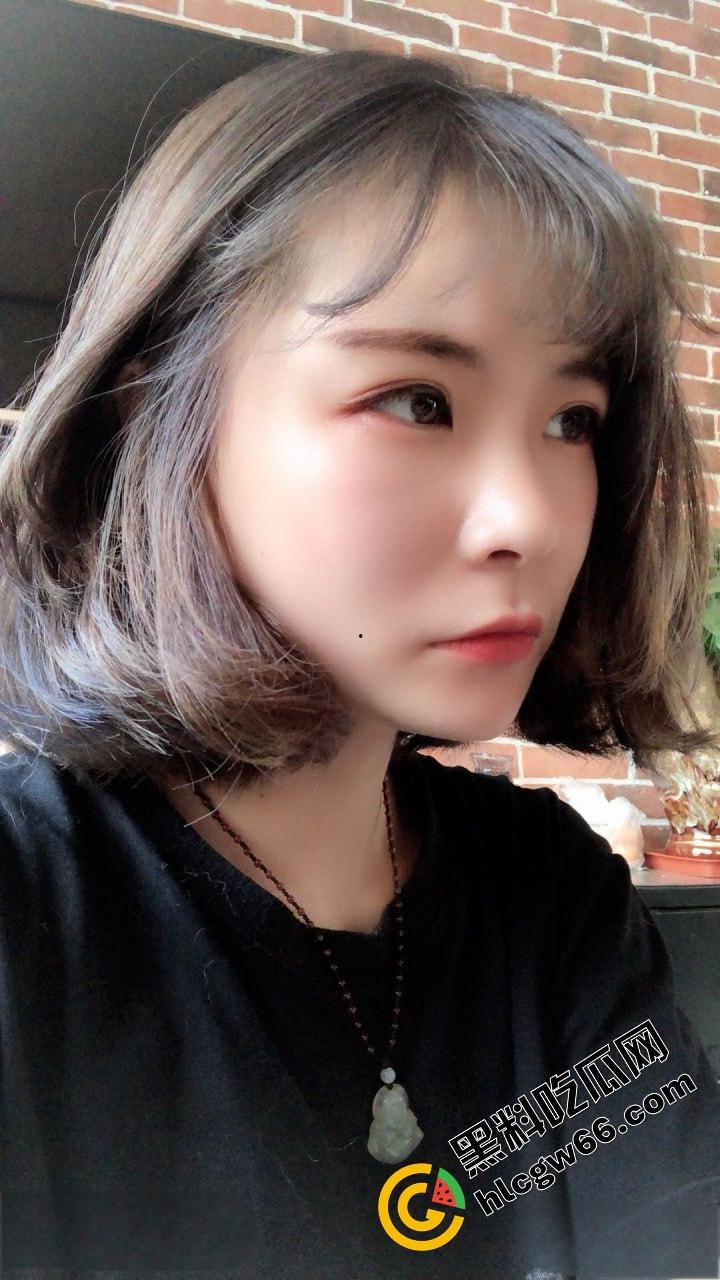 一根鸡巴干翻两个学妹，营口眼镜学妹【李静】啪啪视频曝光疯传，清纯脸配贱叫声，反差太猛！  第11张