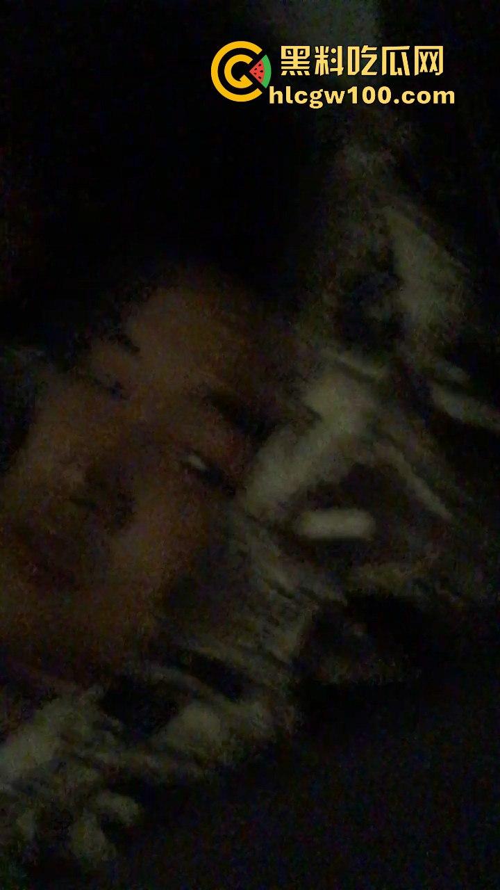 江苏常州携程旅游青枫公园营业部【林飞飞】自怕视频流出，极品身材美乳全程高能 据说现在还在里面上班。  第10张