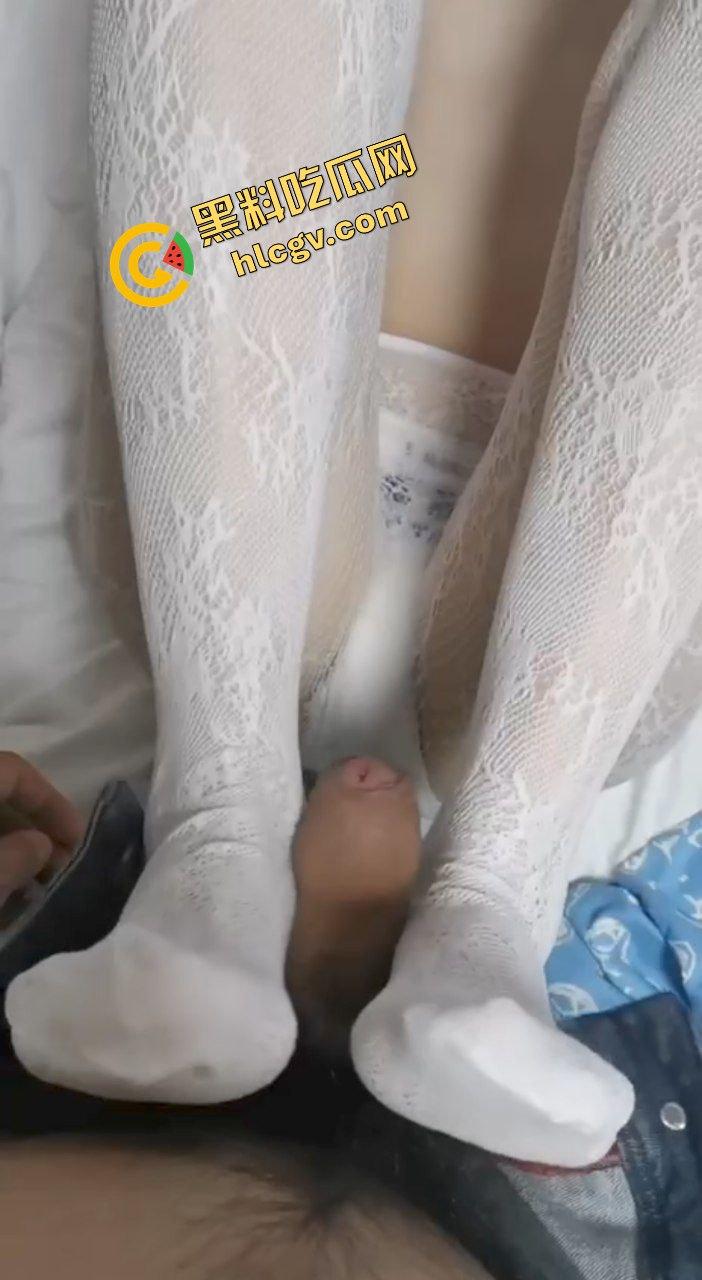 日照实验高中闷骚女学霸【王桉柠】学习压力太大 和社会人开房做爱缓解 独家流出! 第7张 日照实验高中闷骚女学霸【王桉柠】学习压力太大 和社会人开房做爱缓解 独家流出! 第7张