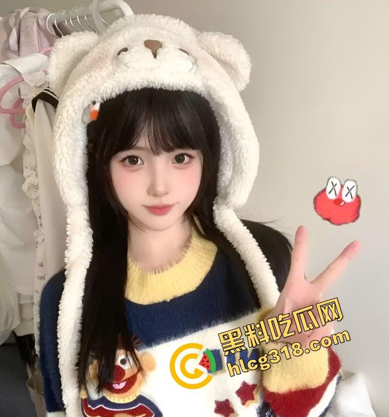 重庆极品外围女『张冉冉』颜值高得像天仙，身材辣到犯规，全国飞来飞去接客，一晚两三单照样嗨翻天！  第3张