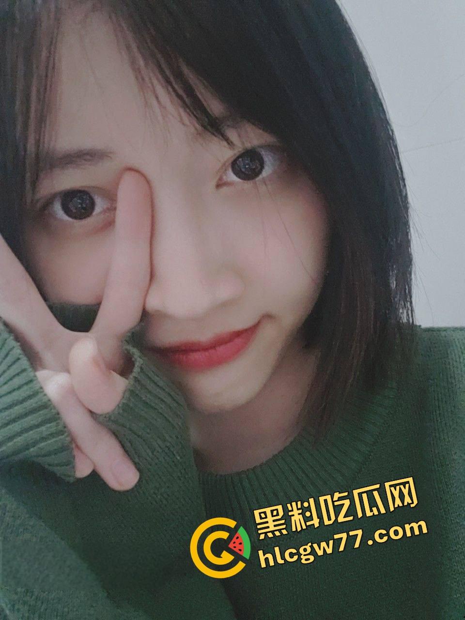 陕西西安交通大学『陈珂』被前男友爆料形象全靠演，做爱自拍舔屌求操，小逼黑得像煤球！  第1张